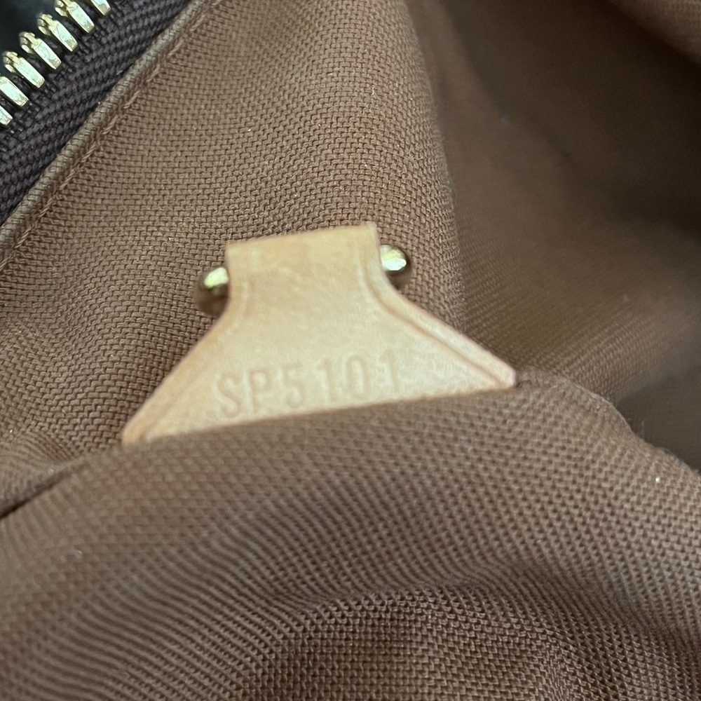 Louis Vuitton Monogram Tivoli GM - Picture 5 of 12